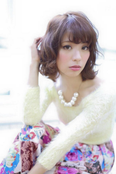 【京橋】≪社会保険完備≫≪完全週休2日制≫長く働きやすい環境が整っているため、離職率が低い!20代前半の若いお客様を中心に愛される、ナチュラルフェミニン系おしゃれサロン「JILL by GIEN(ジルバイジアン)」からアシスタント(美容師)の求人☆★☆