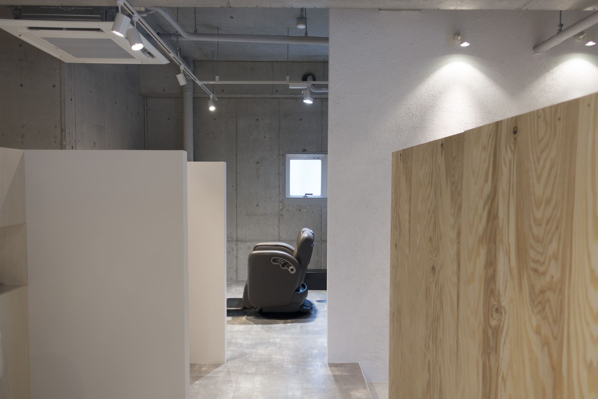 【上新庄】≪完全週休2日制≫≪土日休みOK≫≪月給25万円スタート≫≪技術売上の50%還元≫入客チャンスも多く、プライベートを大切にしながらでもしっかりと稼いでいける環境です！「EACH（イーチ）」からスタイリスト（美容師）の求人☆★