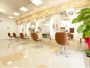 【JR奈良】≪充実した待遇≫≪社会保険完備≫≪入客チャンスあり≫≪パートさんOK≫早い者勝ち！歩合給は基本給から上乗せで頂けるので頑張った分だけ還元されますよ♪「DRAN DEUX（グランドゥー）」からスタイリスト（美容師）の求人☆★