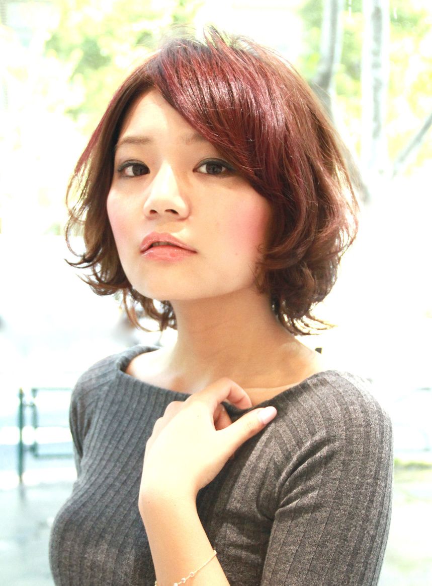 【明石駅】≪正社員と委託を選択可能≫≪入客チャンス大≫フリー40％、指名50％〜最大60％還元！圧倒的な集客で月200名以上入客可能！50万円以上稼ぐスタッフ多数！フリースタイルな働き方が可能なサロン「LUXIA（ラクシア）」からスタイリスト（美容師）の求人☆★