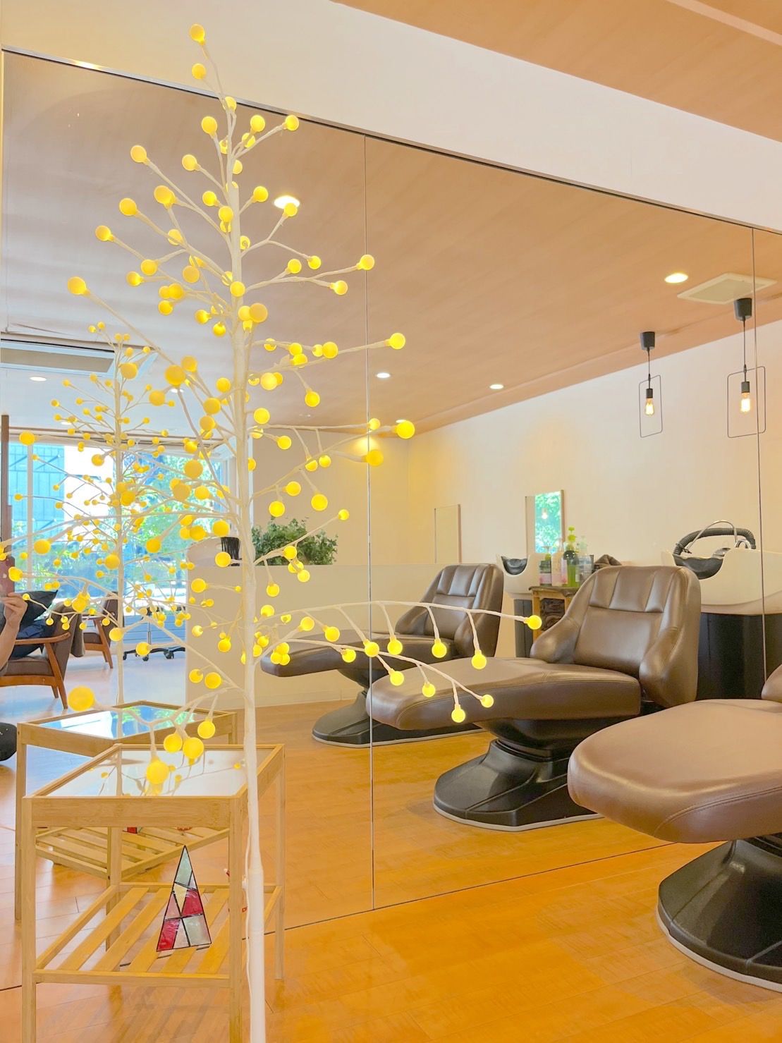 【大濠公園駅】≪完全週休2日制・社会保険完備・空き時間のレッスンOK≫今後の店舗拡大に向けスタッフ大募集!レッスンカリキュラムは最短2年でスタイリストデビューを目指せます!楽しく働けてプライベートも充実できるヘアサロン「RaGreen(ラグリーン)」からアシスタント(美容師)の求人☆★☆