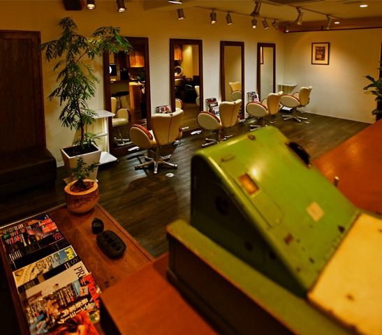 【芦屋】短期集中でしっかりレッスンを見てくれる環境！アットホームな小規模サロン「ELFLOCK（エルフロック）」からアシスタント（美容師）の求人☆☆