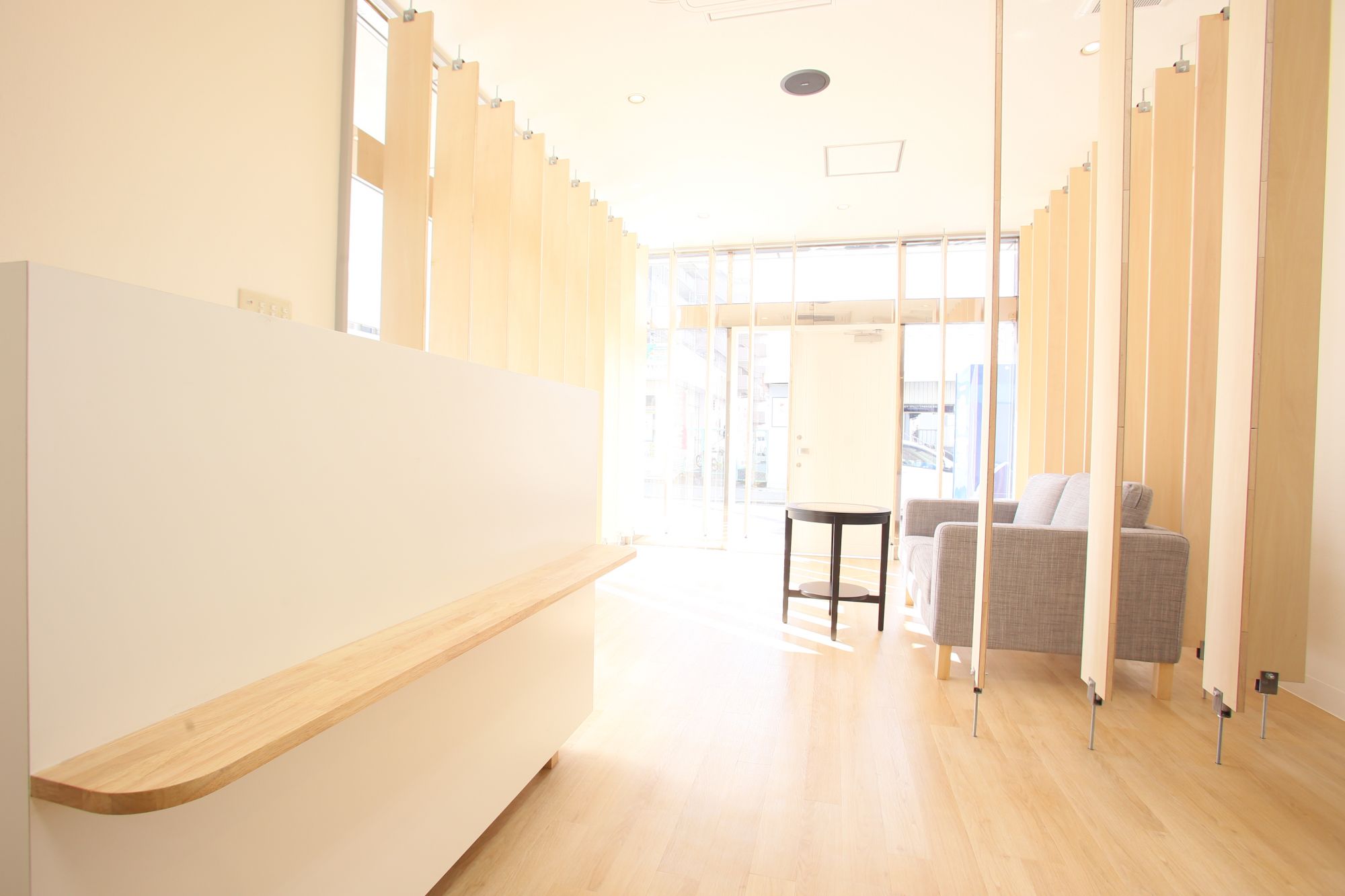 【桃山南口】カチカチの規則はなく、ガツガツ体育会系!というサロンではありません。ゆったりと近い距離でお客様と関わりたいならココ♪hairs moi!(ヘアーズ モイ)からスタイリスト・Jr.スタイリスト(美容師)の求人☆★☆