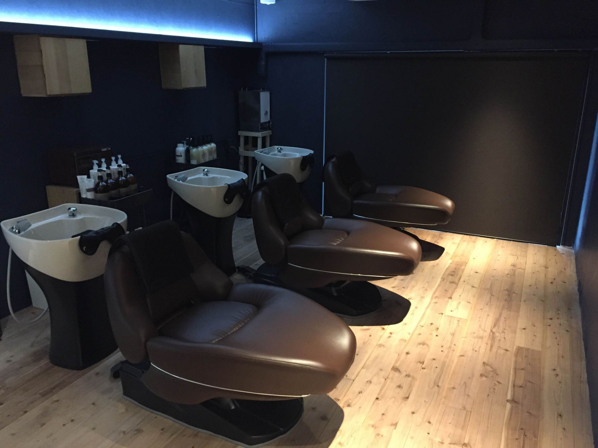 【博多駅】≪社会保険完備・完全週休二日制・時短勤務相談OK≫週に1度、時短勤務あり♪ダメージレスにこだわり、ヘッドスパにも力を入れているオーガニックサロン「SQUARE*UNO HAKATA(スクエアウーノハカタ)」からスタイリスト(美容師)の求人☆☆