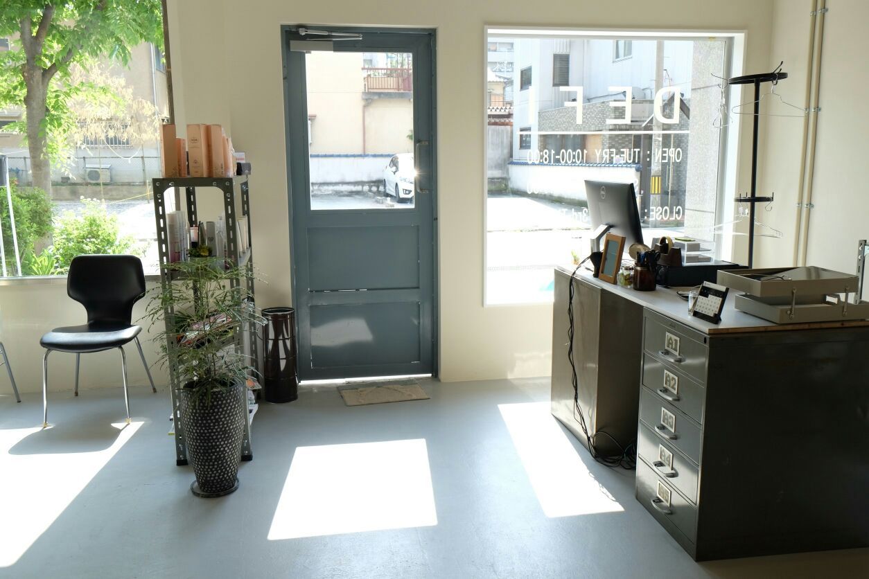 【新大宮】≪自由出勤制≫独立前にシミュレーションしたい方にはオススメ!あなたの顧客様を施術できる場所をお貸します。フリーや新規の入客もOK!「DEFI(デフィ)」からスタイリスト(美容師)の求人☆★
