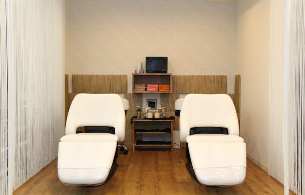 【五位堂】≪日給1万円≫≪月15日休みOK≫≪パート・アルバイトさん募集≫自由に働いていきたい方必見！日給制なので休みも自由に設定可能！子育て中のパートさんもライフスタイルにあった働き方ができますよ！「Reset by NYNY（リセットバイニューヨークニューヨーク）」からスタイリスト（美容師）の求人☆★☆