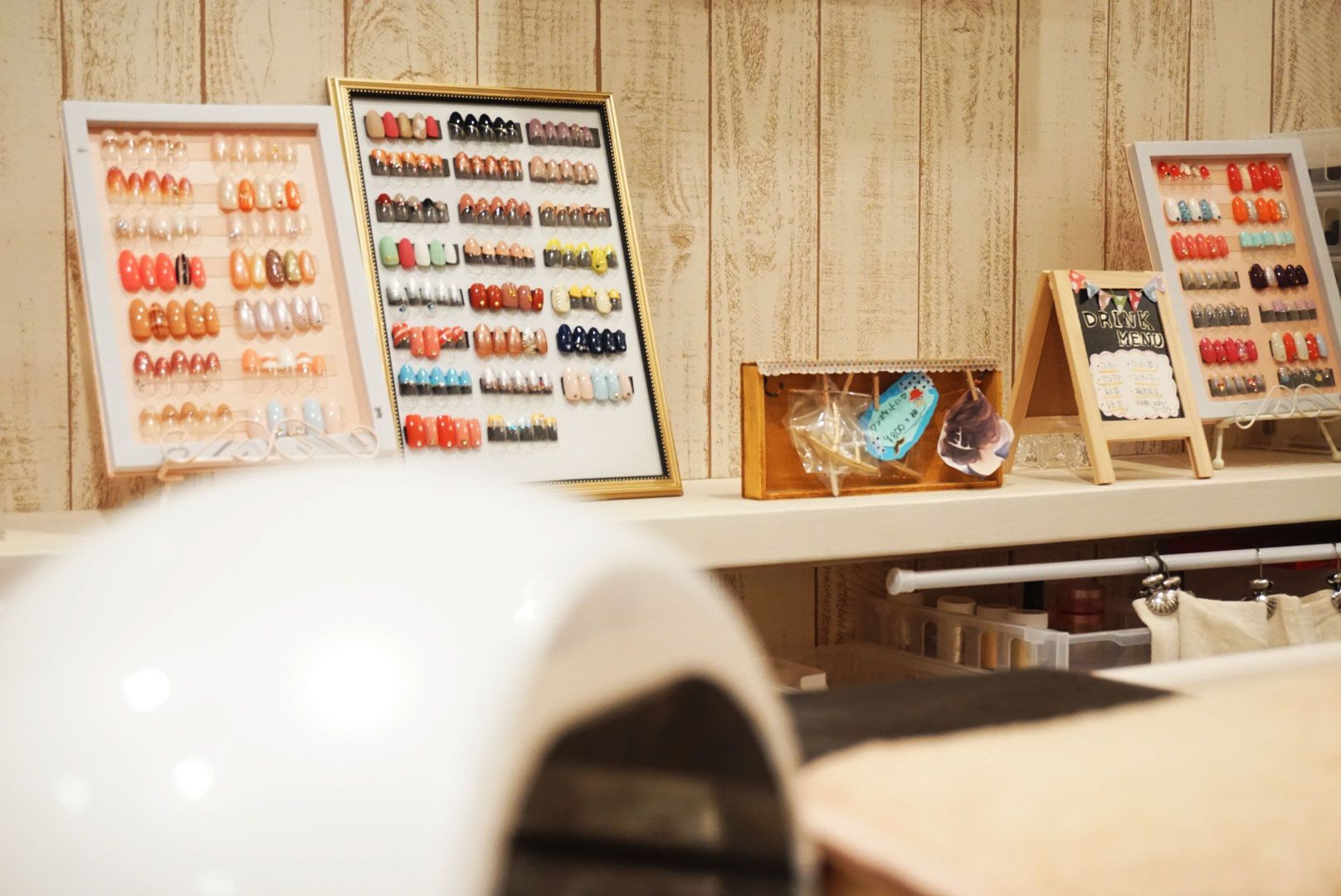 【井尻】≪週休2日・社保あり≫≪パート・アルバイトOK≫お仕事とプライベートの充実ができます！！ずっとアシスタント業務でもOK！まつエク・ネイルも行い、お客様の「美」をサポートする髪質改善ヘアサロン「ease hair（イーズヘアー）」からアシスタント（美容師）の求人☆☆