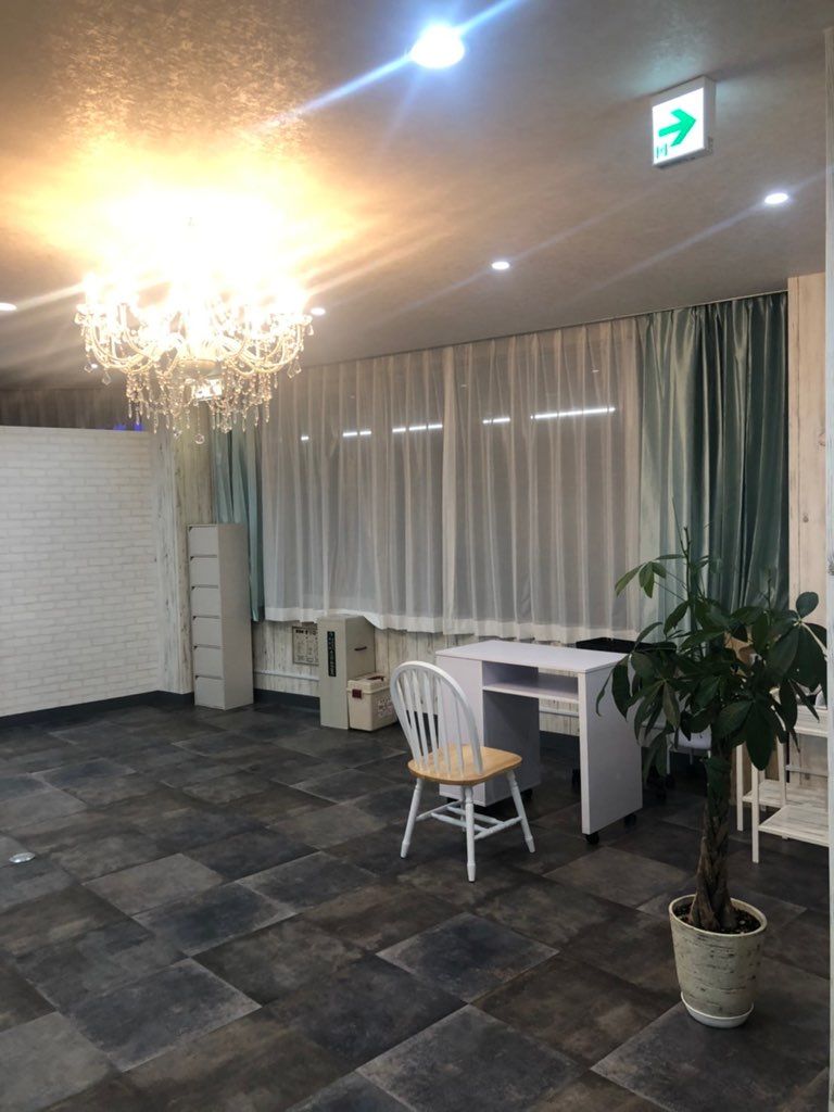 【布施】スカルプ需要が高いので、単価アップも目指せます！ナチュラルから派手ネイルまで、幅広くメニューを取り扱っています。「Eyelash ＆ Nail cuore 布施店（アイラッシュアンドネイルクオレフセテン）」からネイリスト（ネイル）の求人☆☆