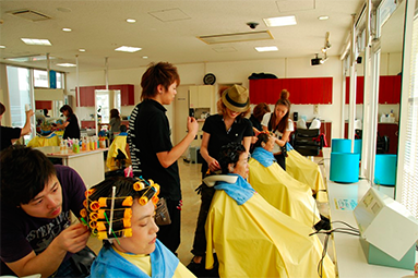 【志井】≪社会保険完備≫≪完全週休2日制≫≪月給25万円スタート≫充実した福利厚生アリ!!長くお仕事出来る環境のヘアサロン「Presto 志井店(プレストシイテン)」からスタイリスト(美容師)の求人☆★☆