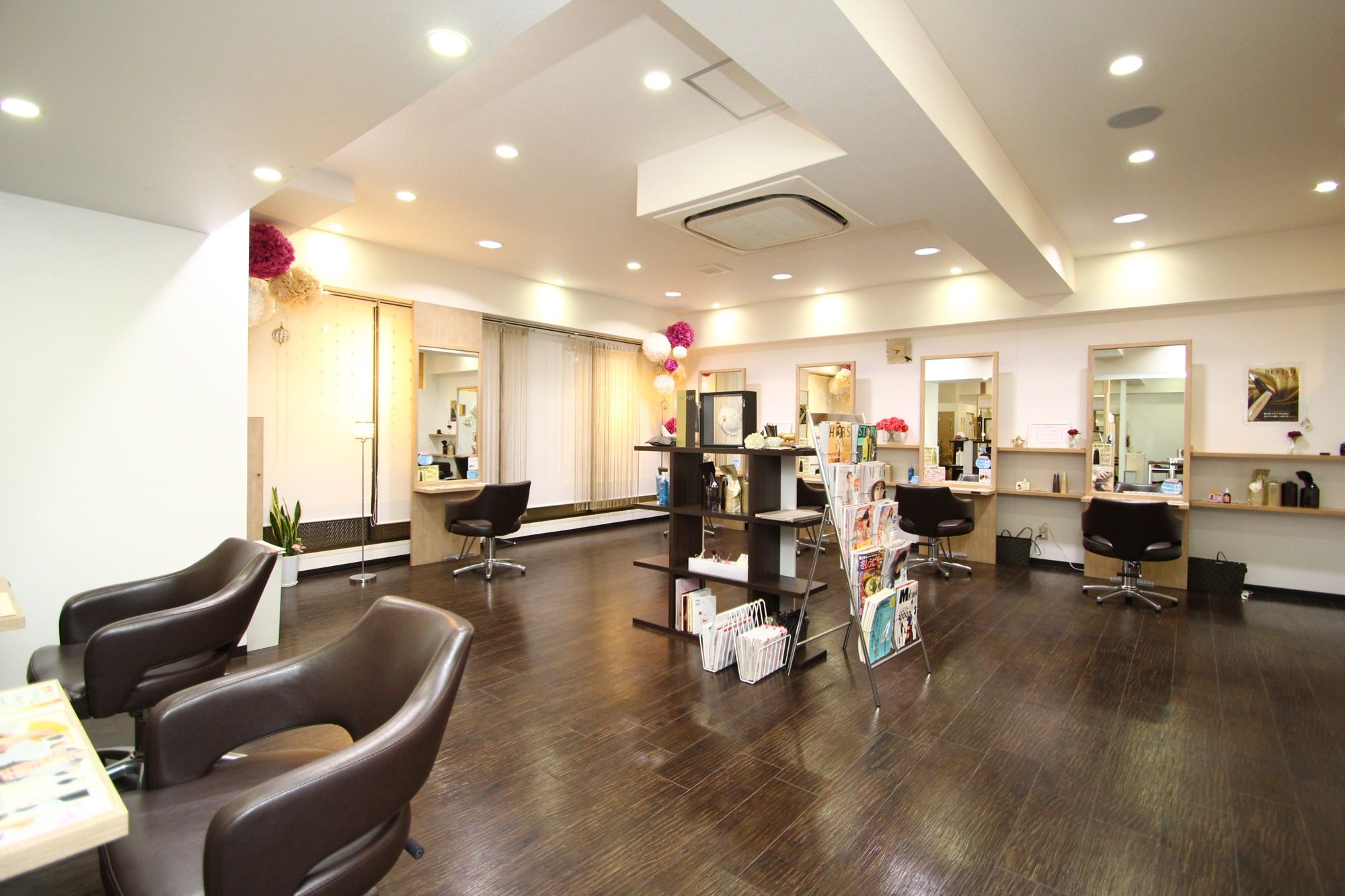 【志井】≪社会保険完備≫≪完全週休2日制≫≪月給25万円スタート≫充実した福利厚生アリ!!長くお仕事出来る環境のヘアサロン「Presto 志井店(プレストシイテン)」からスタイリスト(美容師)の求人☆★☆