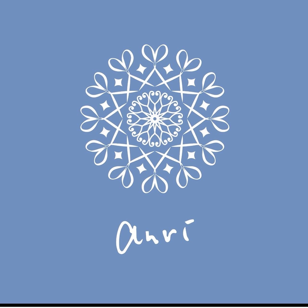 【阪神西宮】≪社会保険完備≫≪月8日休み≫≪実働9時間19時半には退職可能≫自分のペースで働けるプライベートサロン、レッスンの強制などは一切ないので、無理なく働いてもらえる環境があります。「Anri（アンリ）」からアシスタント（美容師）の求人☆★