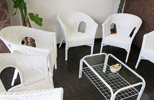 【桃山御陵前】≪3ヶ月に1度ボーナスあり≫店舗展開するファミリー層に人気のヘアサロン☆少人数制で地域密着&楽しくノビノビ働ける環境☆独立支援あり！hairs BERRY 伏見桃山店（ヘアーズベリーフシミモモヤマテン）からアシスタント（美容師）の求人★☆