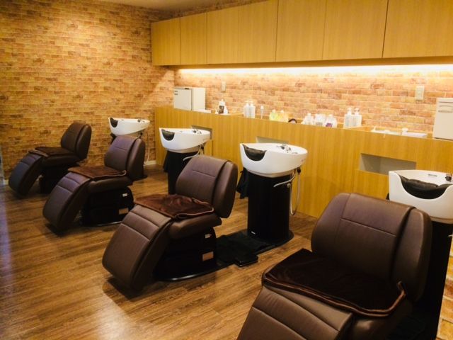 【大久保】≪月給25万円〜≫≪完全週休2日制≫≪20時までに退勤可能≫≪ライフスタイルに合わせて正社員、委託を選択可能≫特殊な技術多数でレベルアップ！高単価で高収入！店舗拡大につき入客チャンス大！活躍してくれるスタッフさん大募集！「BONHEUR hair offrir（ボヌールヘアーオフリール）」からスタイリスト（美容師）の求人☆★☆