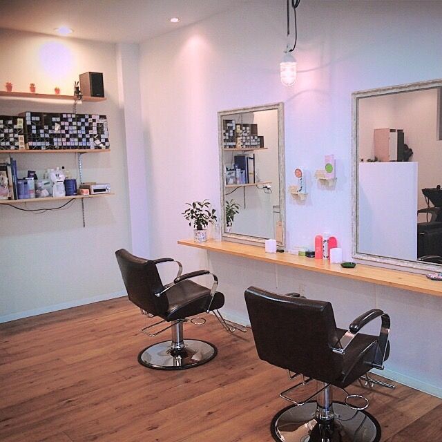【貝塚】≪17:30退店!!≫プライベートを大切に働くことも可能☆パート・アルバイトも同時募集中♪駅からすぐのアットホームサロン「Heath(ヒース)」からスタイリスト(美容師)の求人☆☆