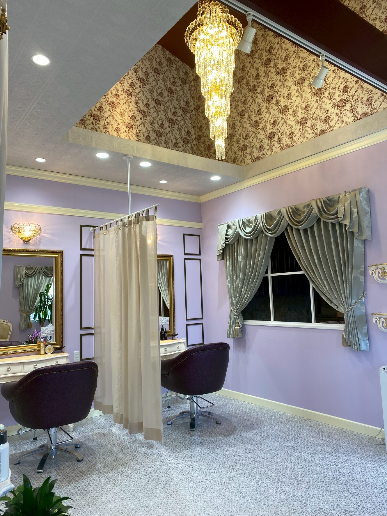 【天道】≪ママさん大歓迎・高月給スタート・月休7,8日・住宅手当あり・社会保険完備・産休育休実績あり・時短勤務OK・未経験,通信生,新卒生OK≫スタイリストデビューの目安は1年半〜2年以内！！しっかりお客様に向き合う事ができるヘアサロン「PRAYER 飯塚店（プレアーイイヅカテン）」からアシスタント（美容師）の求人☆★☆