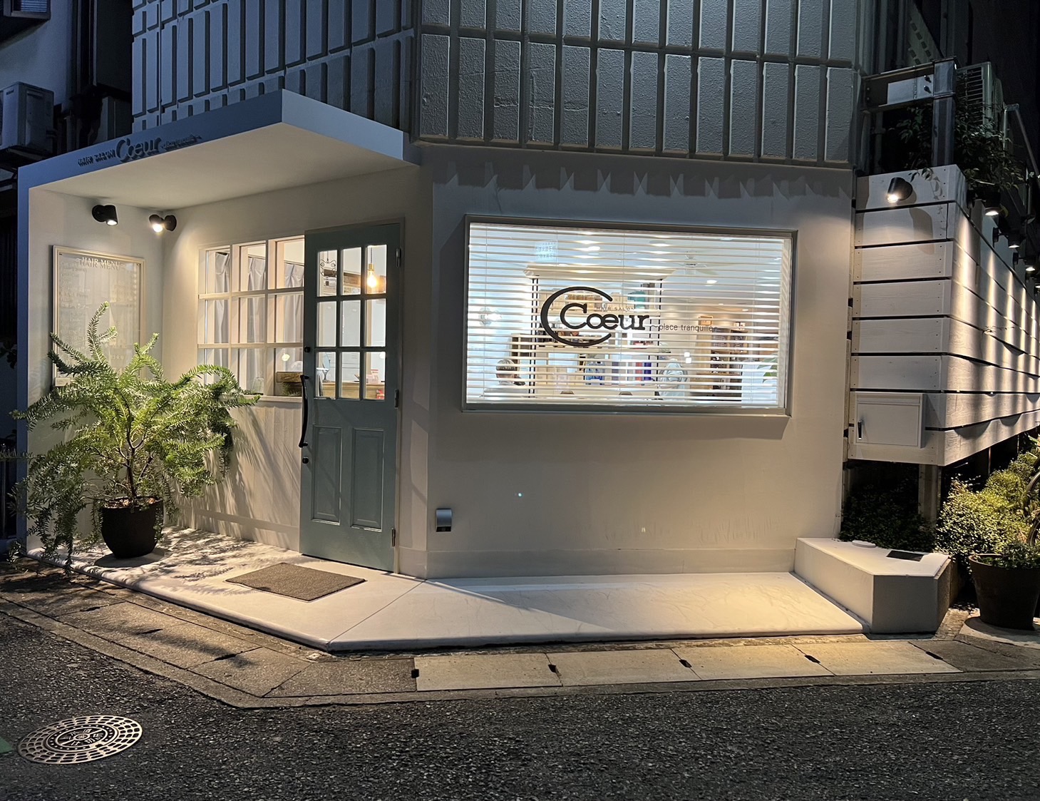 【甲子園口】≪正社員・パートから選べる!≫≪月給25万円~≫≪土日休みの取得可能≫地域密着でお客様との距離が近い人気ヘアサロン!スタッフ同士の仲も良く、働きやすい環境です!カジュアルアンティークなアットホームサロン「Coeur(クール)」からスタイリスト(美容師)の求人☆☆