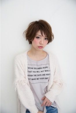 【南船場】≪月8日休み≫≪社会保険完備≫ヘアケアを中心に髪質改善が人気のヘアサロン!少人数制のナチュラルなサロンです!「avant(アバント)」からアシスタント(美容師)の求人☆★