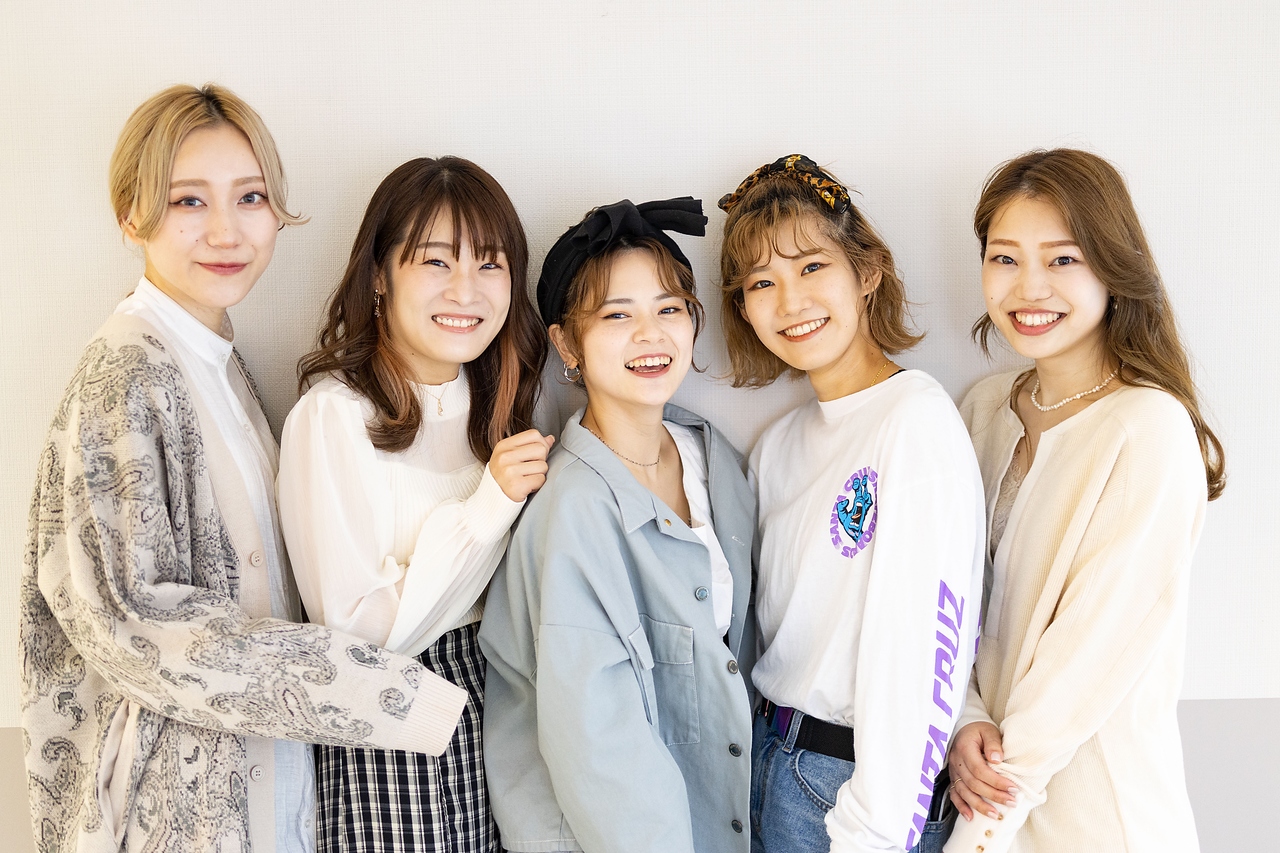 【武蔵小杉】駅前すぐの好立地!≪自由出勤制≫≪完全マンツーマン≫≪高単価≫≪正社員・業務委託選択OK≫スパとトリートメントに特化した髪質改善サロン!「Eleanor spa&treatment 武蔵小杉店(エマノンスパアンドトリートメントムサシコスギテン)」からスタイリスト(美容師)の求人☆★