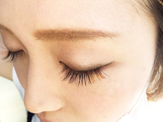 【阪神福島】高歩合率でしっかり稼げる!!平均月給30万円以上!!≪社会保険完備≫≪実働8時間≫トータルビューティーサロンなのでスタッフはエステ&ネイル無料施術!!おしゃれしながら楽しく働けるアットホームサロン◎「Ankh beauty salon 福島店(アンクビューティー サロンフクシマテン)」からアイリスト(まつげエクステ・まつげパーマ・アイブロウ)の求人★☆★