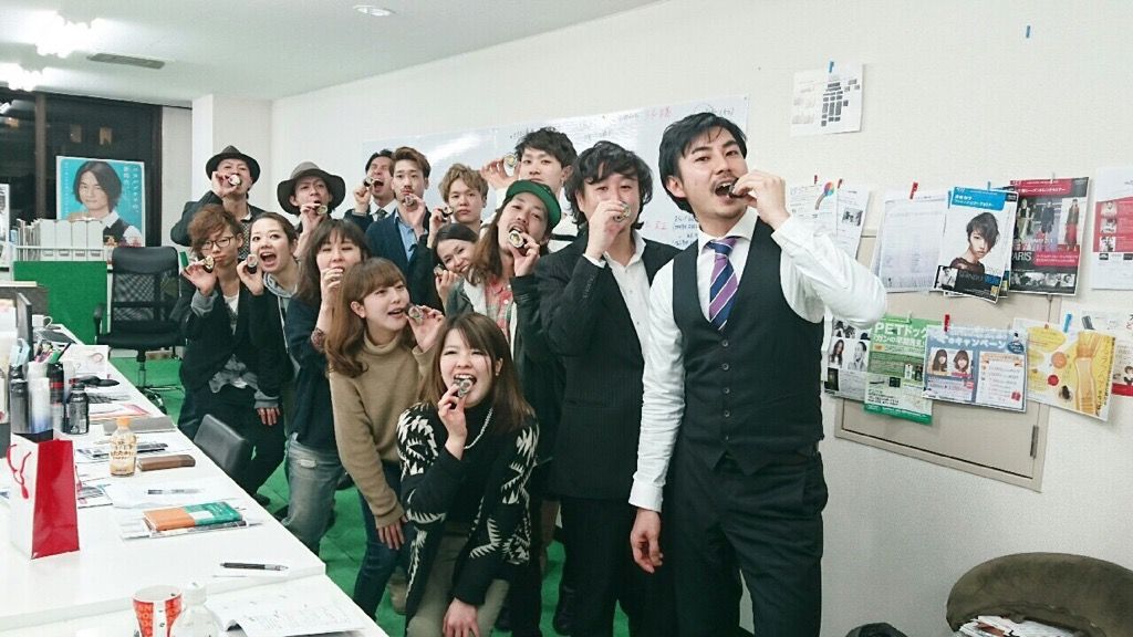 【新宮中央】駅チカでアクセス抜群♪教育に力を入れている実力派人気サロン「terrace hair&spa 新宮（テラスヘアアンドスパシングウ）」からスタイリスト（美容師）の求人★☆