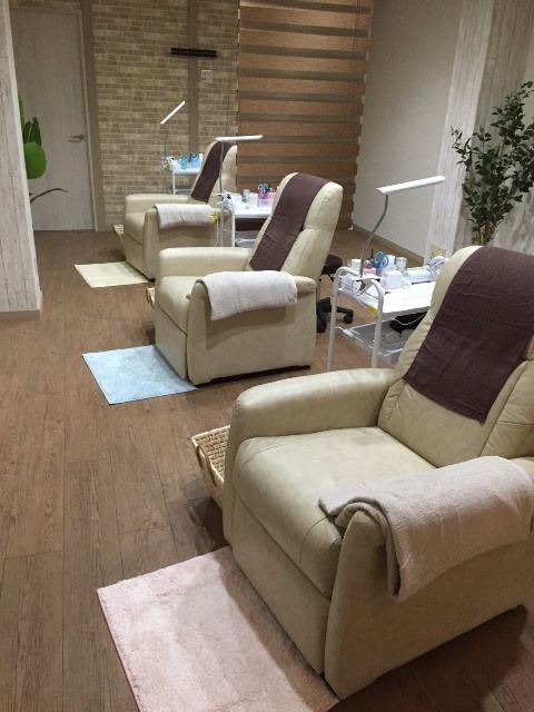 【大宮】頑張れば頑張った分だけ稼げる環境！入客チャンスが圧倒的に多いお店！年齢・キャリア関係なく活躍できる勢いのあるサロンです！”citrine（シトリン）”からアイリスト（アイデザイナー・まつ毛エクステ）の求人★☆