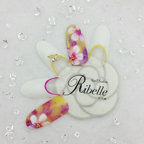 【烏丸】スカルプメニューあり♪スタッフ全員JNA1級所持者 少人数のアットホームサロンです☆”Ribelle（リベル）”からネイル（ネイリスト）の求人★☆