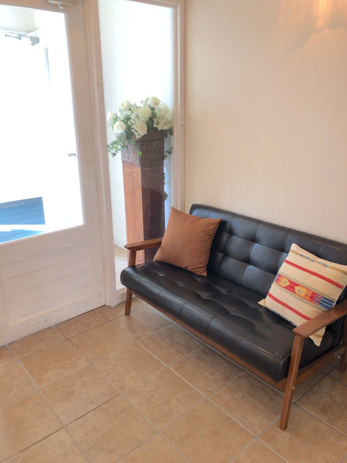 【京橋】≪月給26万円≫≪掛け持ちなし≫≪社会保険完備★経験者さん大歓迎!!!≫清潔感のあるカワイイおしゃれなサロン♪福利厚生が整ったアットホームなアイラッシュ専門店♪EYESIS 京橋店(アイシスキョウバシテン)からアイリスト(アイデザイナー・まつ毛エクステ)の求人☆☆