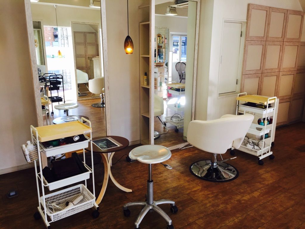 【藤崎】≪平均退勤時間20時≫≪レッスン強制なし≫アクセス抜群&プライベートも充実！温かい雰囲気の地域密着型アットホームヘアサロン「Norn（ノルン）」からアシスタント（美容師）の求人☆★