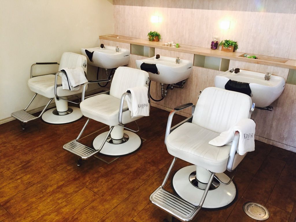 【藤崎】≪平均退勤時間20時≫≪レッスン強制なし≫アクセス抜群&プライベートも充実！温かい雰囲気の地域密着型アットホームヘアサロン「Norn（ノルン）」からアシスタント（美容師）の求人☆★