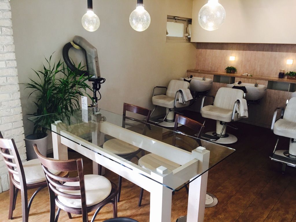 【藤崎】≪平均退勤時間20時≫≪レッスン強制なし≫アクセス抜群&プライベートも充実！温かい雰囲気の地域密着型アットホームヘアサロン「Norn（ノルン）」からアシスタント（美容師）の求人☆★