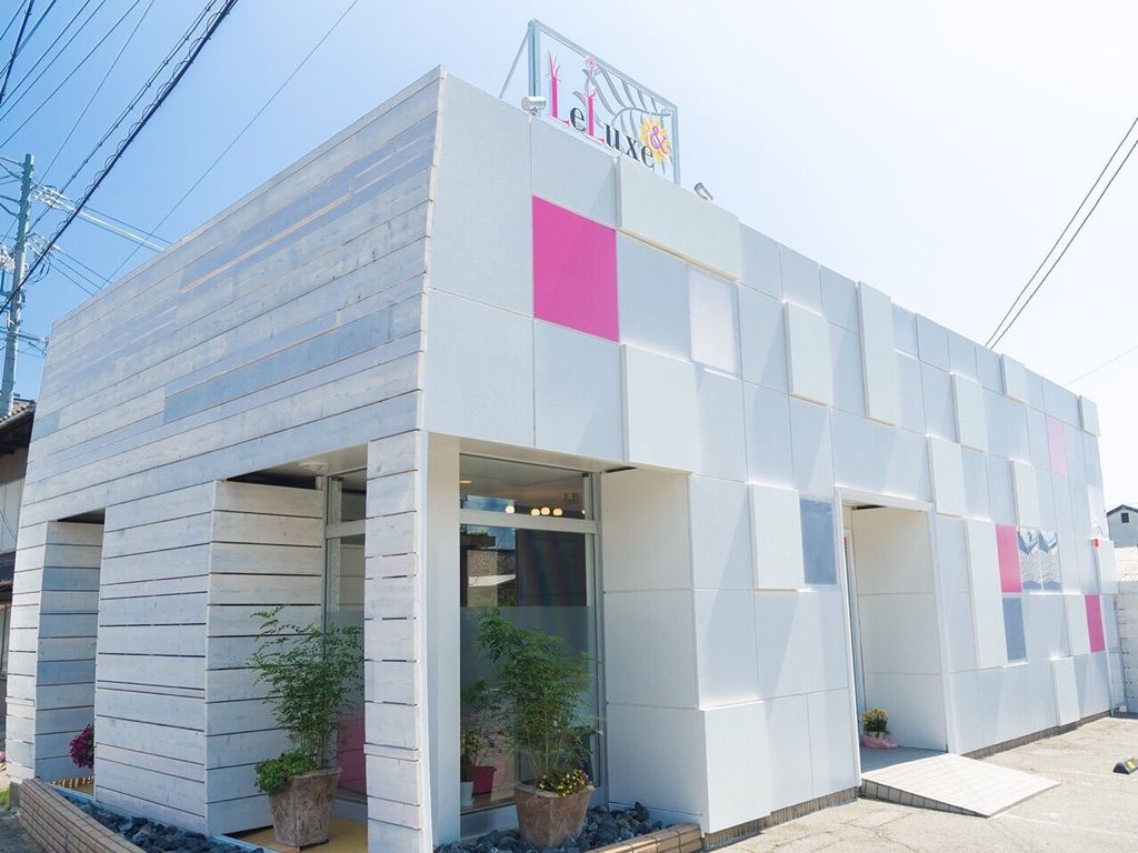 【桑名】カウンセリング重視！スクール併設☆福利厚生の充実☆働くスタッフさんも長く続けられる環境です♪”&LeLuxe 桑名（アンドリュクス クワナテン）”からアイリスト（アイデザイナー・まつ毛エクステ）の求人☆☆