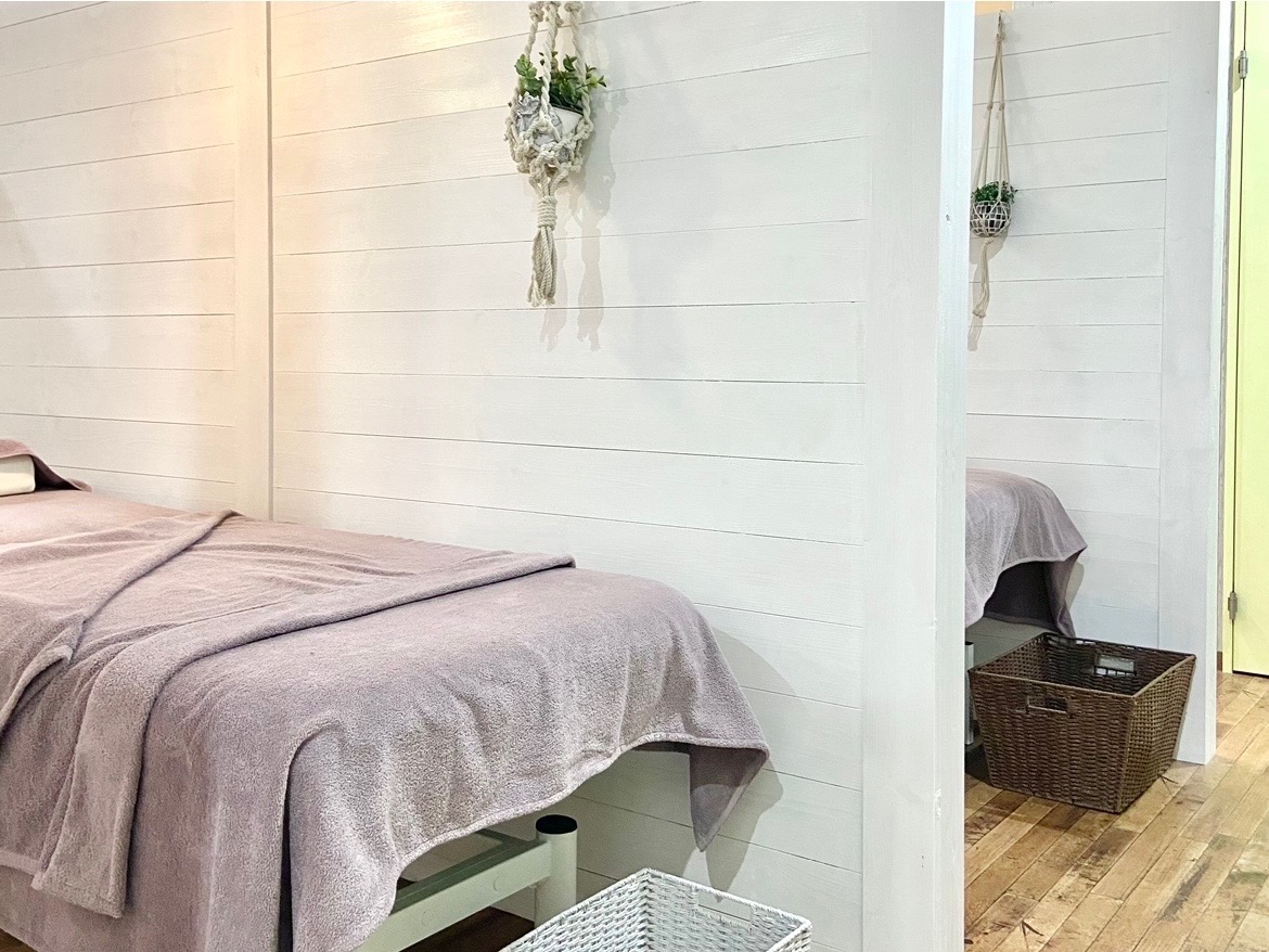 【新大宮】≪早番固定勤務OK≫≪早番17:30退勤≫≪産休育休の取得実績もあり≫≪女性が働きやすい環境・地域密着型≫≪車通勤もOK≫≪髪色ネイル自由≫≪福利厚生もお休みも充実≫プライベートもお仕事も充実できて働きやすい！アットホームで楽しいサロン「NICOA（ニコア）」からアイリスト（アイデザイナー・まつ毛エクステ）の求人☆☆