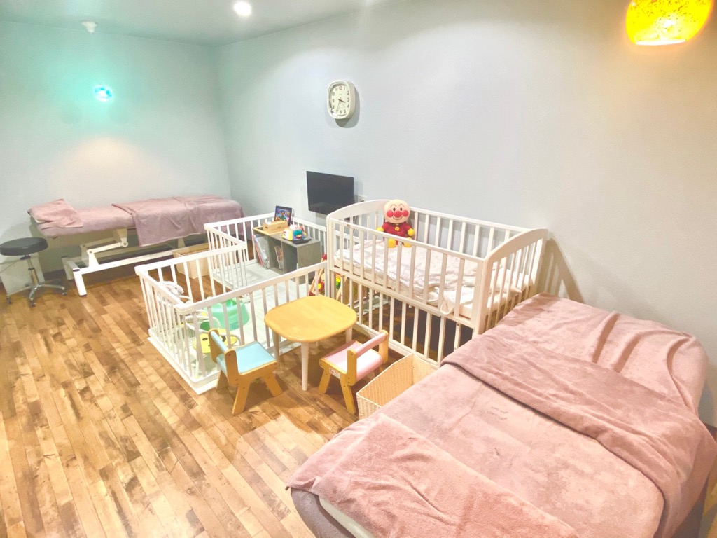 【新大宮】≪早番固定勤務OK≫≪早番17:30退勤≫≪産休育休の取得実績もあり≫≪女性が働きやすい環境・地域密着型≫≪車通勤もOK≫≪髪色ネイル自由≫≪福利厚生もお休みも充実≫プライベートもお仕事も充実できて働きやすい！アットホームで楽しいサロン「NICOA（ニコア）」からアイリスト（アイデザイナー・まつ毛エクステ）の求人☆☆