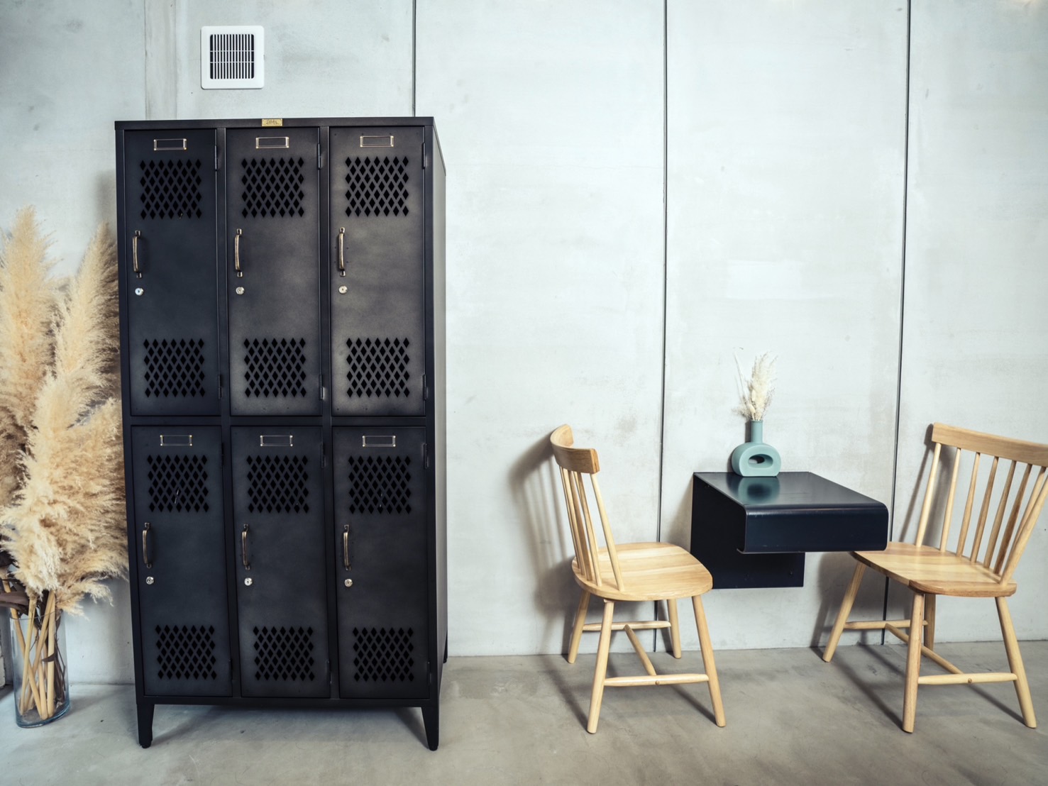 【烏丸御池】◆夏季最大11連休可能・日曜定休あり・有給休暇あり・住宅手当あり・社会保険加入可能◆お客様へのカウンセリングと提案に注力!入客チャンスが多いのも魅力です!巻き髪が人気のサロン「rias hair design(リアスヘアデザイン)」からスタイリスト(美容師)の求人☆★