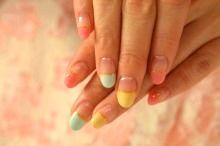 【南船場】トータルビューティサロン“RUCCA”社会保険完備♪女性スタッフも安心して長く働ける環境！産休・育休の取得も可能です☆思いやりのある素敵なスタッフばかり♪ネイルの集客も積極的に行ってるので入客可能です！ネイリストの求人☆☆