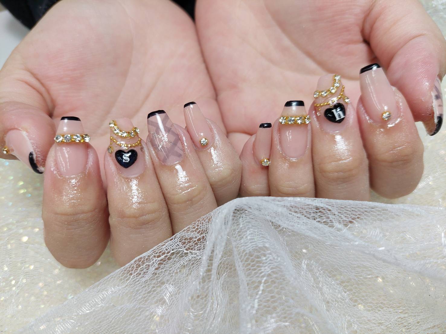 【長堀橋】≪社会保険完備≫≪完全週休2日≫韓国ネイルやガーリーネイル、ゆめかわネイルの得意なアットホームサロンです！！メリハリをつけて働きたい方や、技術を活かしたい方にはおすすめ！！「Nail salon Bijoutier（ネイル サロン ビジュティエール）」からネイリスト（ネイル）の求人★☆★