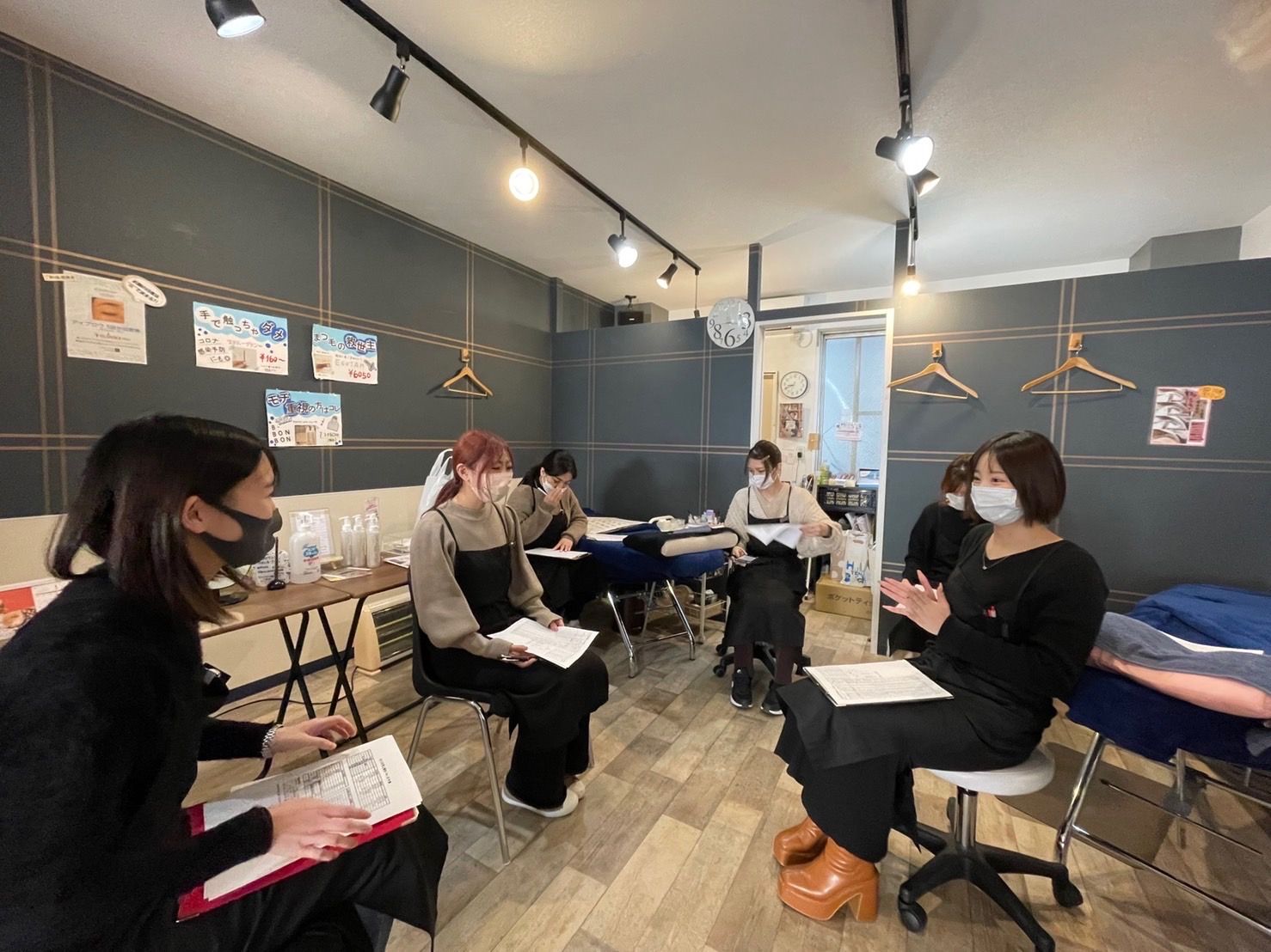 【千代県庁口】≪月休8日・社会保険完備・土日祝のお休みOK・マツエクスクール併設・研修中も給与あり≫スクール併設なので技術に自信アリ！！ドンドンお客様に入客できる人気アイラッシュサロン「アイラッシュサロンK 千代店（アイラッシュサロンケイチヨテン）」からアイリスト（まつげエクステ・アイブロウ）の求人☆★