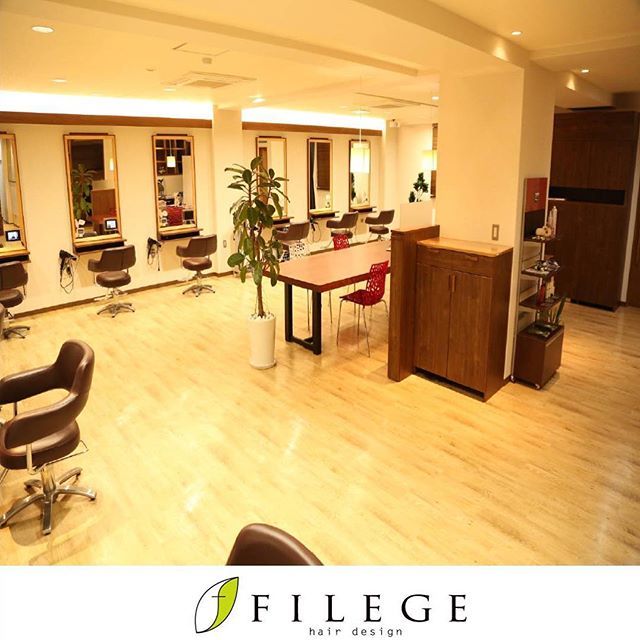【赤間】≪社会保険完備・ブランクOK・未経験・通信生・新卒生OK≫セットも学べる環境で美容師として技術の幅を広げてみませんか 温かい雰囲気のヘアサロン「hair design FILEGE（ヘアーデザインフィレッジ）」からアシスタント（美容師）の求人☆★☆