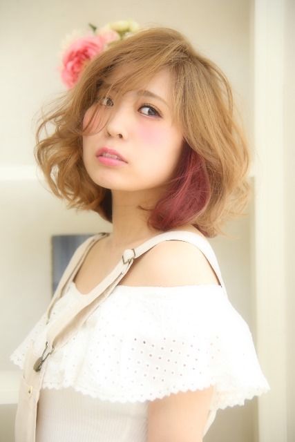 【武庫之荘】≪月1回日曜日定休日あり≫≪社会保険完備≫≪週休2日制休み≫メリハリをつけて技術を学べる!スパにも力を入れている地域密着型アットホームサロン「Embellir(アンベリール)」からアシスタント(美容師)の求人☆★☆