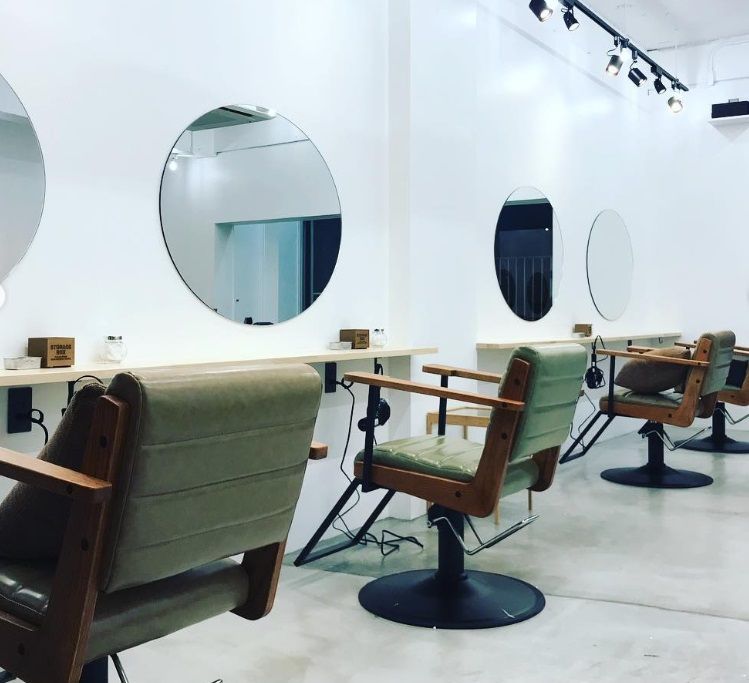 【下山門通り】≪社会保険完備・営業中のレッスンOK・月休8日・土日祝の希望休OK≫フォトスタジオで本格的な撮影などクリエイティブな活動も行っているヘアサロン「shy by branch（シャイバイブランチ）」からアシスタント（美容師）の求人☆★