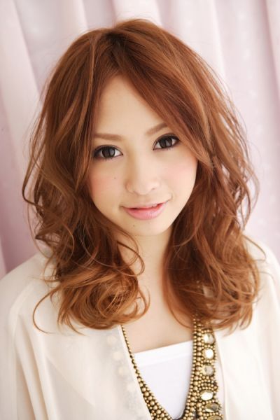 【心斎橋】≪完全週休2日制≫≪社会保険完備≫集客力抜群で入客可能！有名女性誌からも取材依頼を多数受ける業界注目のサロン！本格的な撮影や関コレなどのイベントにも参加しています！「release（リリース）」からスタイリスト（美容師）の求人★☆