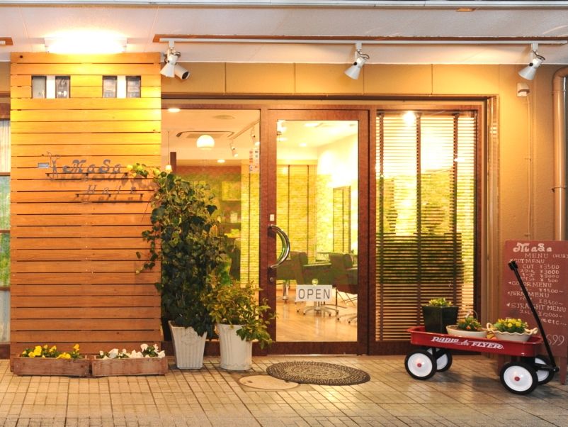 【高安】≪社会保険完備！月7,8日休み≫スタッフさんの定着率！お客様との関係性を大事にしています！1人1人のやりたいを尊重してくれるサロンMaSa hair（マサヘアー）からスタイリスト（美容師）の求人☆★
