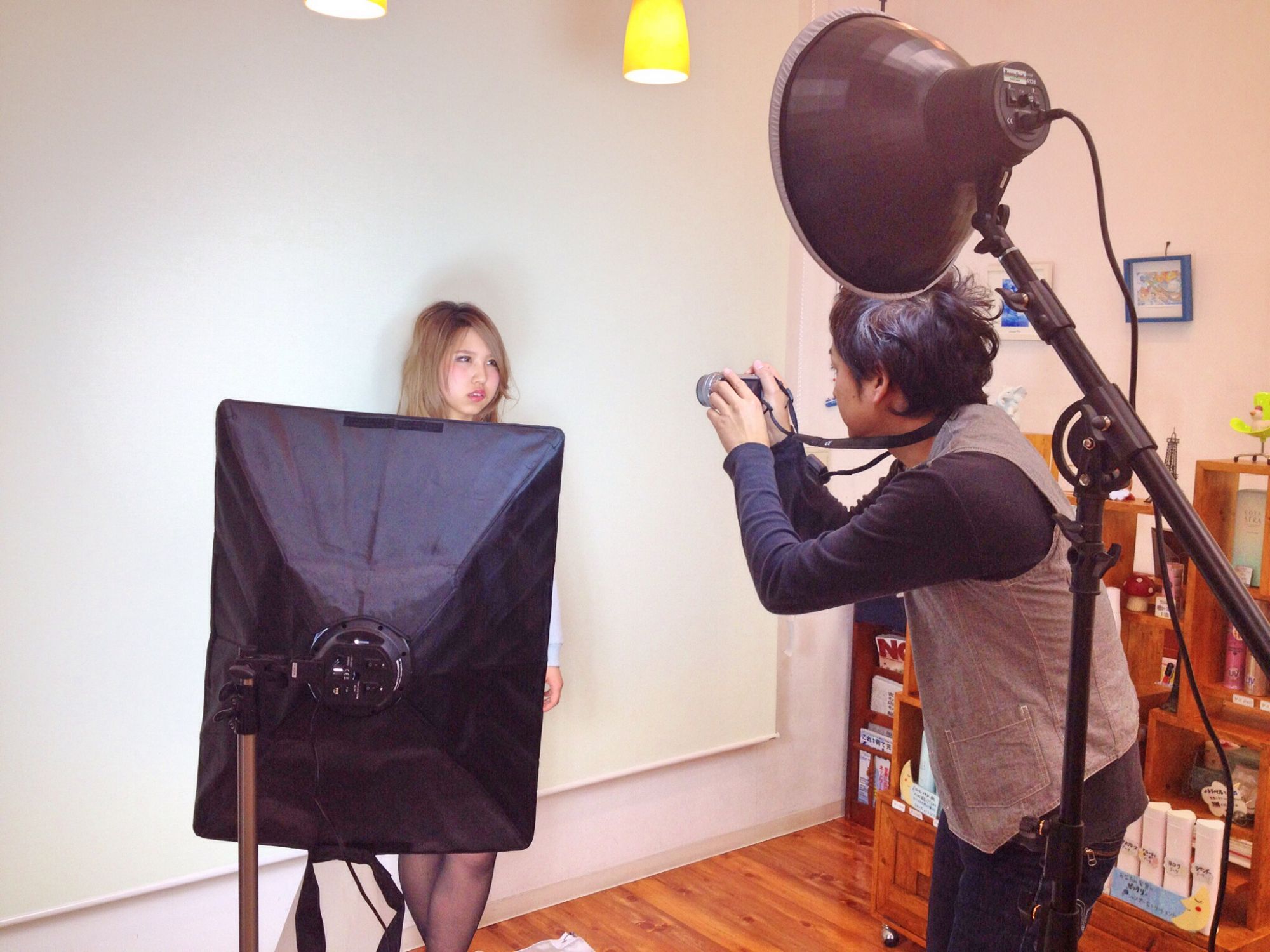 【祖原】≪ショートタイム勤務≫≪土日どちらかの勤務でOK≫≪土日祝は時給UP≫働くママさんを応援します!ブランクがある方も営業中のレッスンで技術を学べるヘアサロン「Tomorrow hair(トゥモローヘアー)」からアシスタント(美容師)の求人☆★