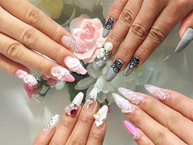 【南森町】オーナーさんとの距離が近いアットホームなお店♪実働8時間or実働10時間の選択制☆女性の働きやすい環境を目指しています！”share by R（シェアー バイ アール）”からネイリスト（ネイル）の求人☆☆