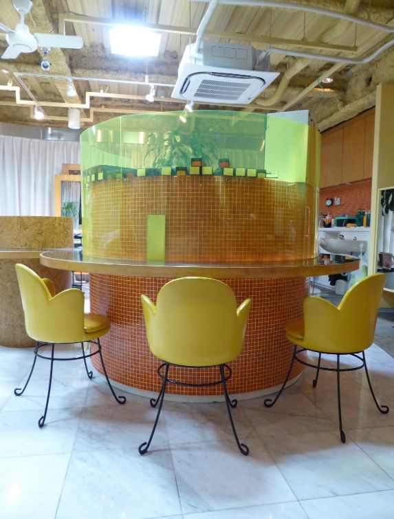 【兵庫駅】≪月給18万円スタート≫≪月8日休み≫≪19時半には退勤可能≫ファミリーで利用される方が多い地域密着型サロン♪ノルマ、強制など一切なくアットホームな雰囲気の働きやすいお店です♪“material（マテリアル）”からアシスタント（美容師）の求人★☆