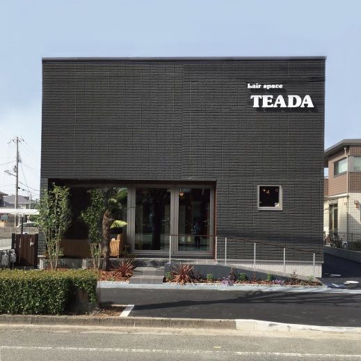 【加古川駅】≪営業中レッスン≫≪19時すぎに退勤可能≫≪土曜祝日休みOK≫≪有給休暇あり≫最短1年でスタイリストデビューが可能 いろいろな技術を学べる環境があGOOD!残業無しでプライベートも充実できるサロンです!「Teada(ティーダ)」からアシスタント(美容師)の求人★☆