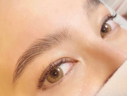 【亀山】≪経験者半年間は月給25万円保障≫≪社会保険完備≫≪完全週休2日制≫≪土日月1回休みOK≫女性が働きやすい環境揃ったサロン!これから一緒にお店を作っていってくれる方を大募集!抜群の条件を用意しています!「fiio brow 姫路飾磨(フィオ ブロウ ヒメジシカマ)」からアイリスト(アイデザイナー・まつげエクステ)の求人☆☆