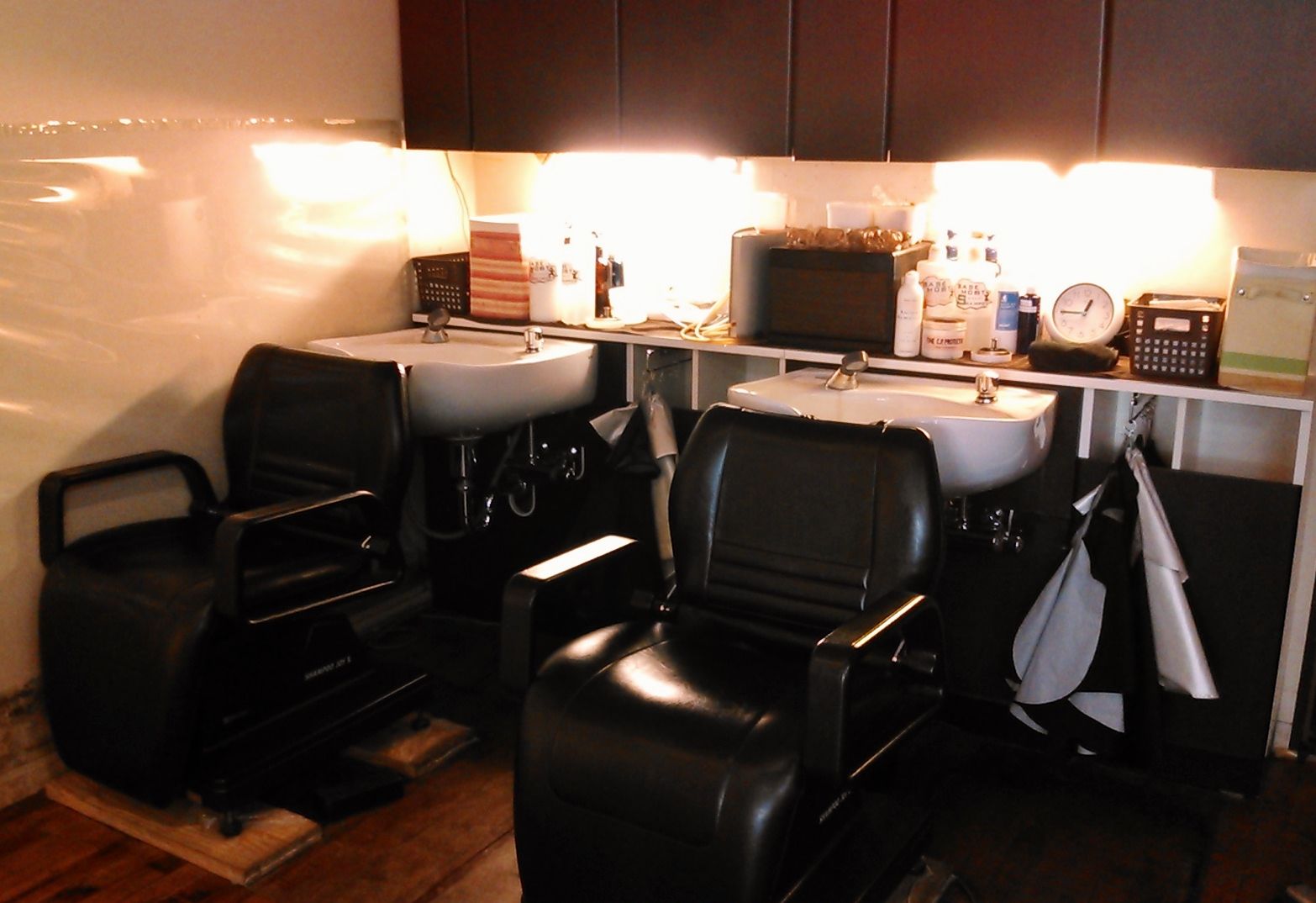 【市川大野】≪社会保険完備≫≪月7,8日休み≫≪月給22万円スタート≫働きやすい環境がウリのアットホームサロン！平均退社時間19時過ぎなのでプライベートも充実！長く働ける「COCOLO-HAIR（ココロヘアー）」からスタイリスト（美容師）の求人★☆