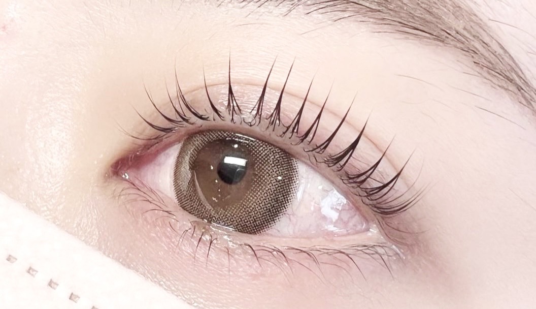 【京橋】某有名雑誌に掲載！！≪時給1300円～≫≪指名料全額バック≫≪駅チカ≫ホワイトニング・アイラッシュ・フェイシャルエステのトータルビューティーサロン！！アットホームさが魅力的なサロンで主婦さんもOK！「glitter（グリッター）」からアイリスト（まつげエクステ・まつげパーマ）の求人★☆★