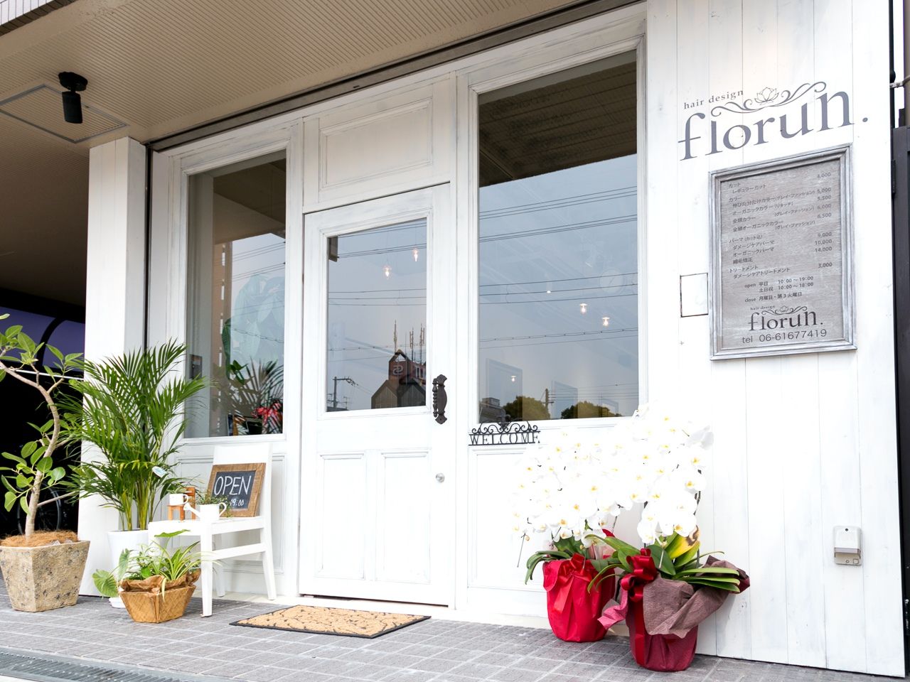 【清水】≪月8日休み!年1回の特別4連休あり≫オーナーさんからマンツーマンで指導を受けられますよ!興味のある方は撮影にも携われるチャンスあり!全ての女性をキレイにするflorun.(フロール)からアシスタント(美容師)の求人☆☆
